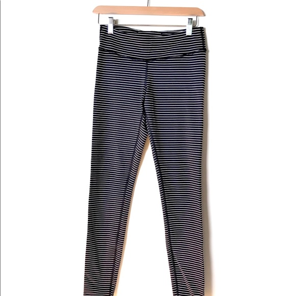 IVIIVA leggings - size girls 14 or US4 - Picture 1 of 5